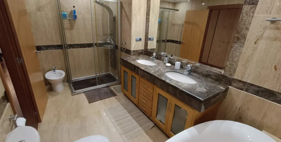 Продажа апартаментов на первом этаже в Puerto Banús 6