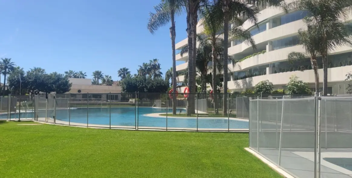 Продажа апартаментов на первом этаже в Puerto Banús 15