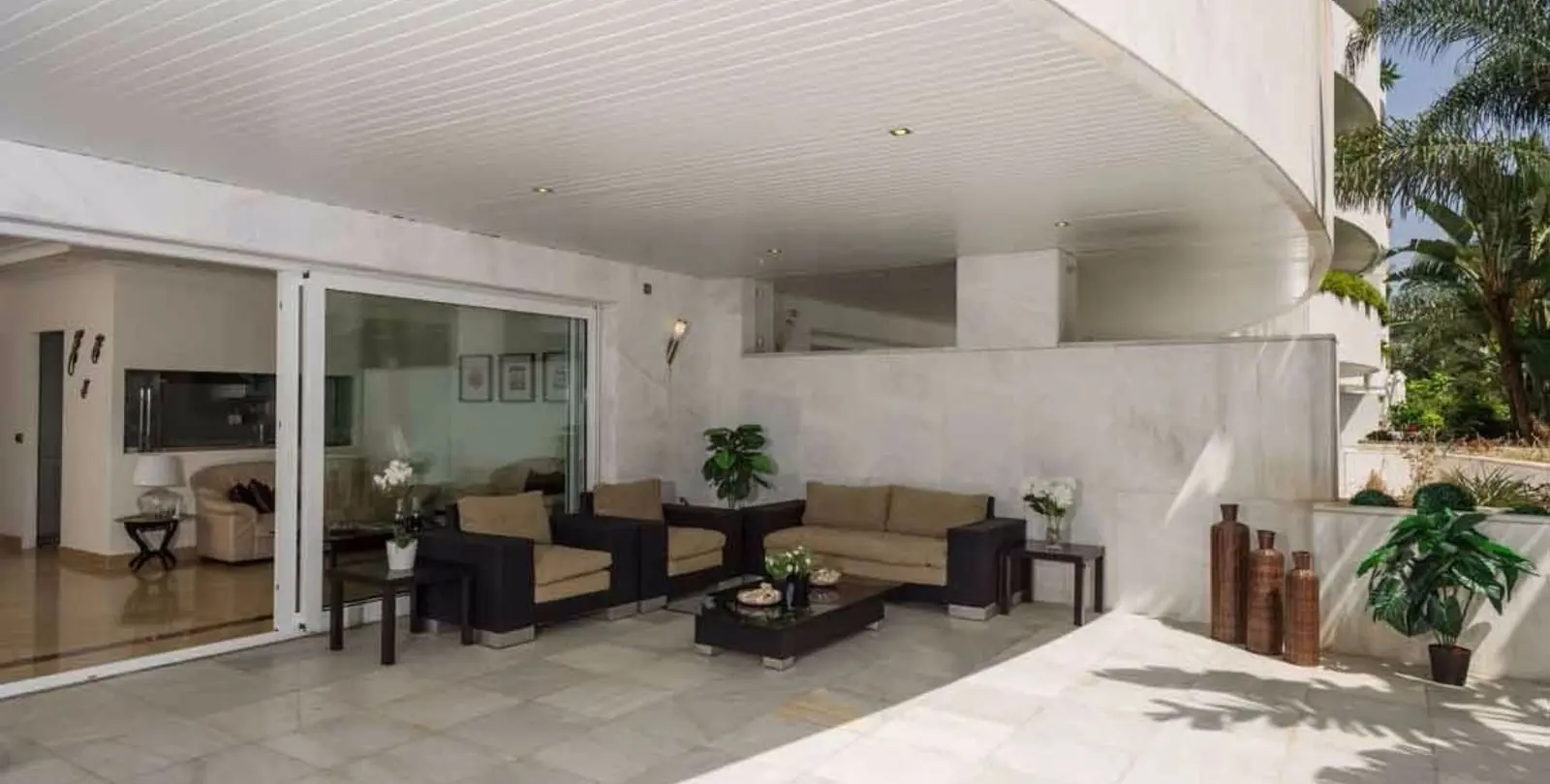 Продажа апартаментов на первом этаже в Puerto Banús 2