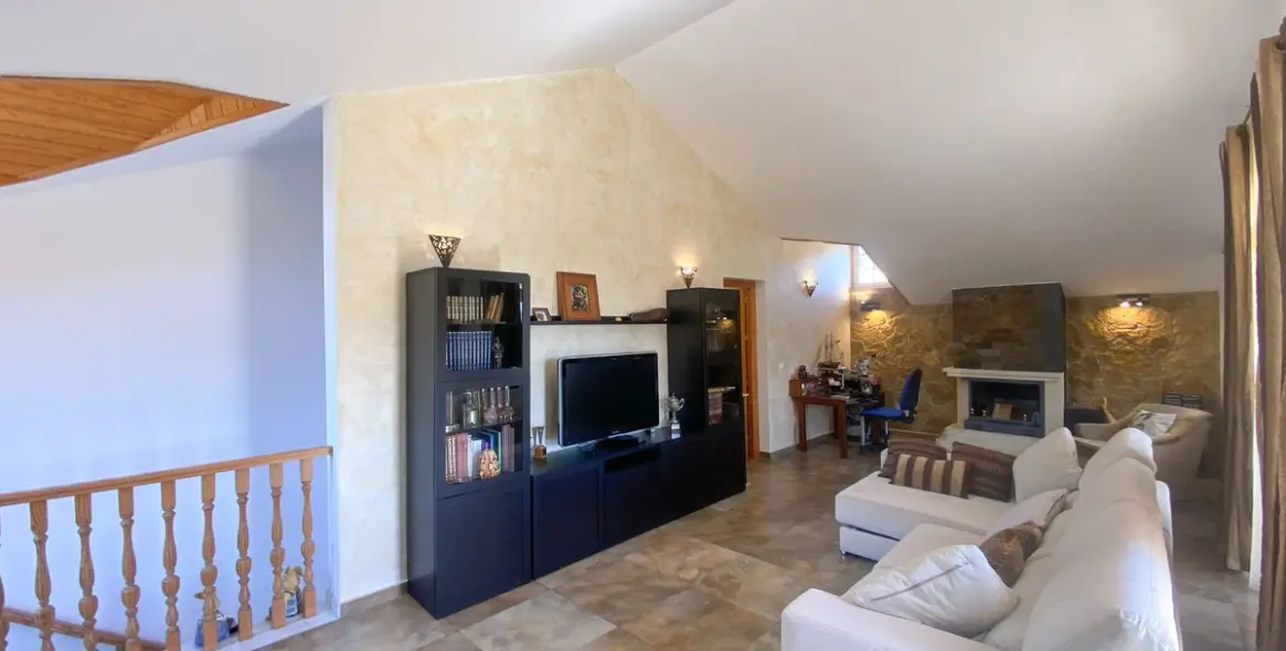 Sale of detached villa in Guadalmina Alta 5