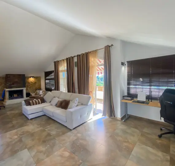 Sale of detached villa in Guadalmina Alta