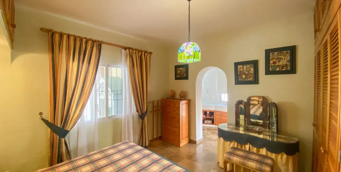 Venta de villa independiente en Guadalmina Alta 27