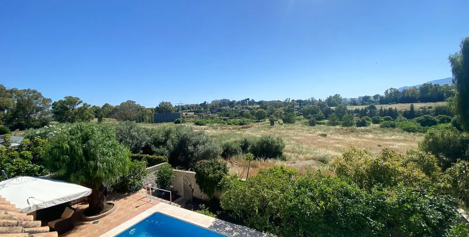 Venta de villa independiente en Guadalmina Alta 9