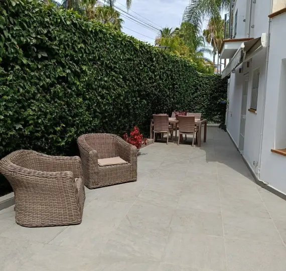 Oтдельно стоящая вилла R4984426