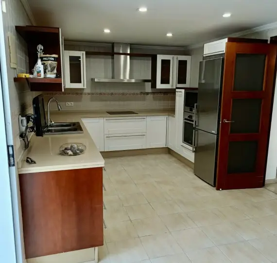 Oтдельно стоящая вилла R4984426