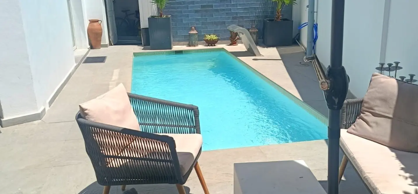 Venta de villa independiente en San Pedro de Alcántara 0