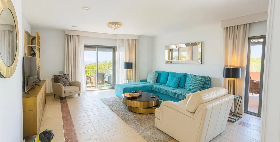Sale of penthouse in Los Flamingos 7