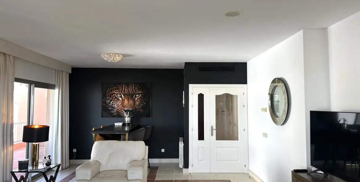 Sale of penthouse in Los Flamingos 10