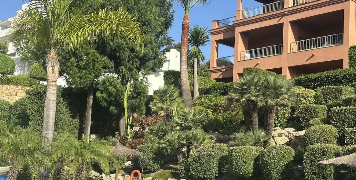 Sale of penthouse in Los Flamingos 31