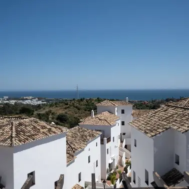 Sale of penthouse in Altos de los Monteros