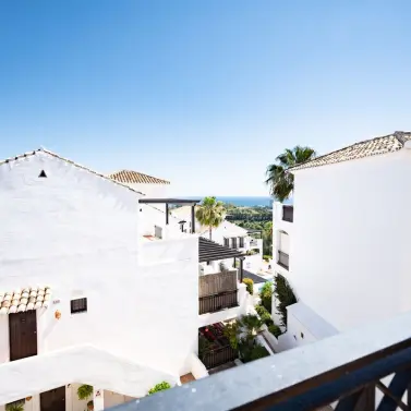 Sale of penthouse in Altos de los Monteros