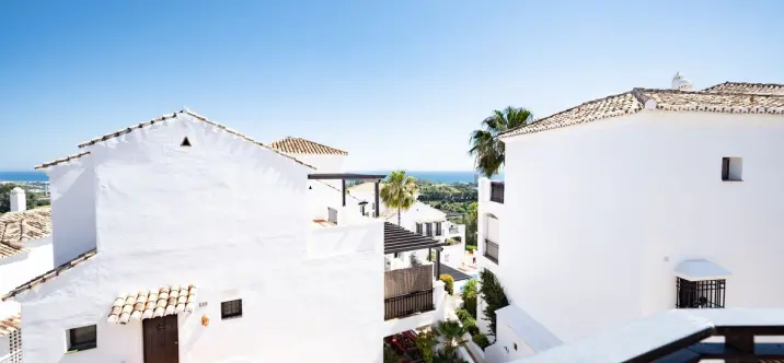 Sale of penthouse in Altos de los Monteros 4
