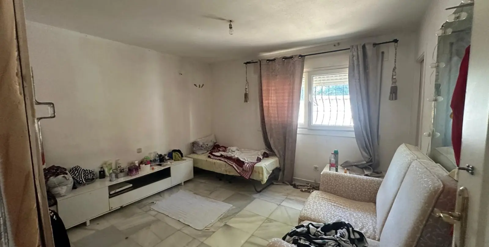 Sale of detached villa in Nueva Andalucía 9