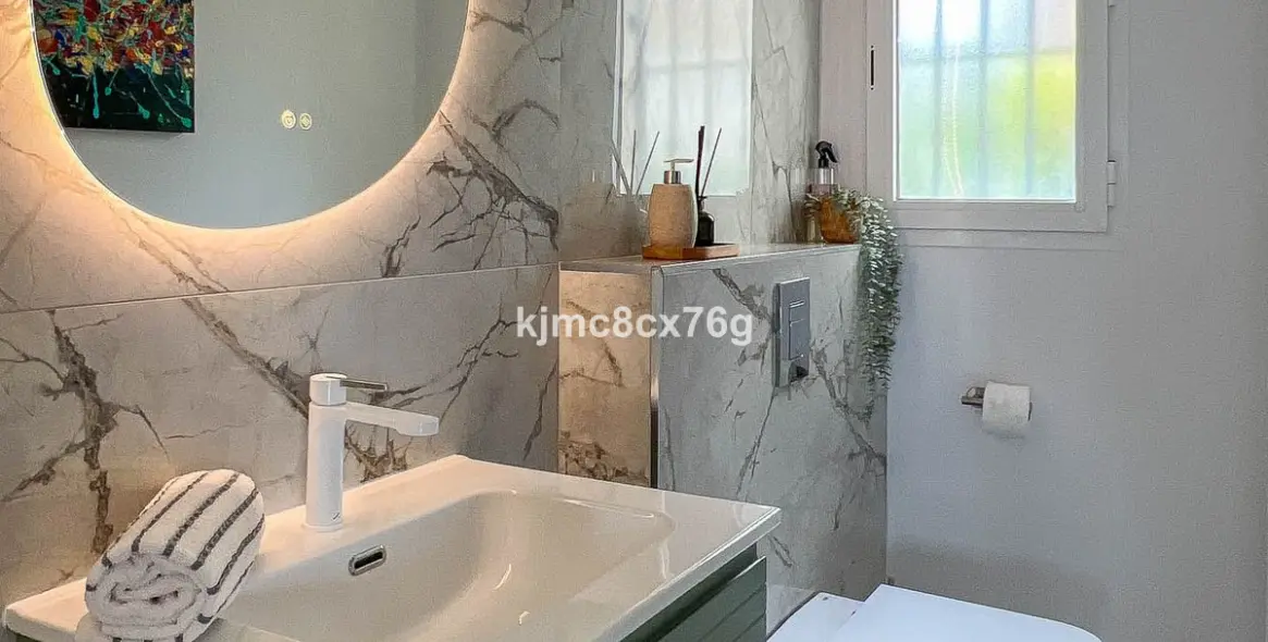 Продажа  отдельно стоящей виллы в Riviera del Sol 7