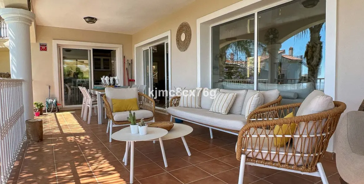 Продажа  отдельно стоящей виллы в Riviera del Sol 18