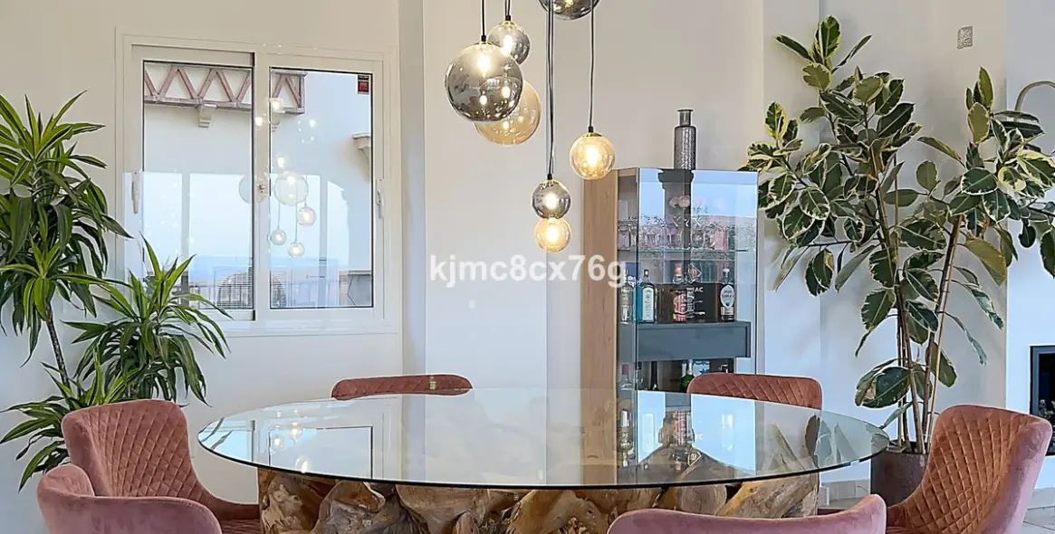 Sale of detached villa in Riviera del Sol 13