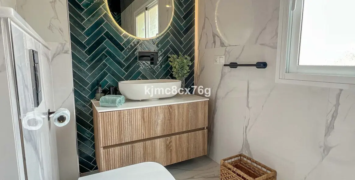 Sale of detached villa in Riviera del Sol 28