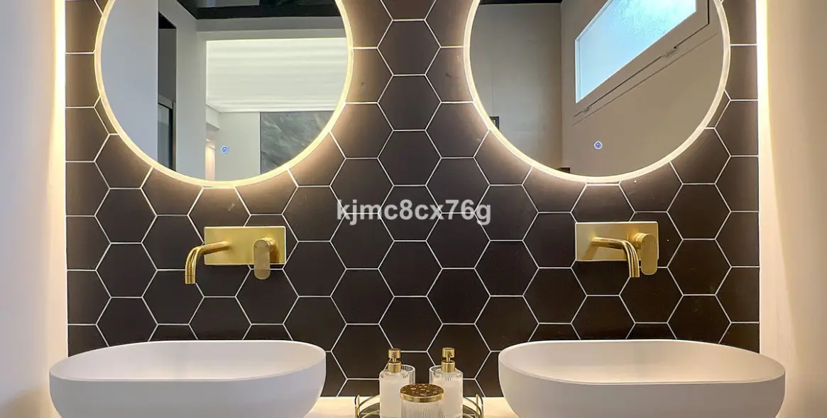 Sale of detached villa in Riviera del Sol 38