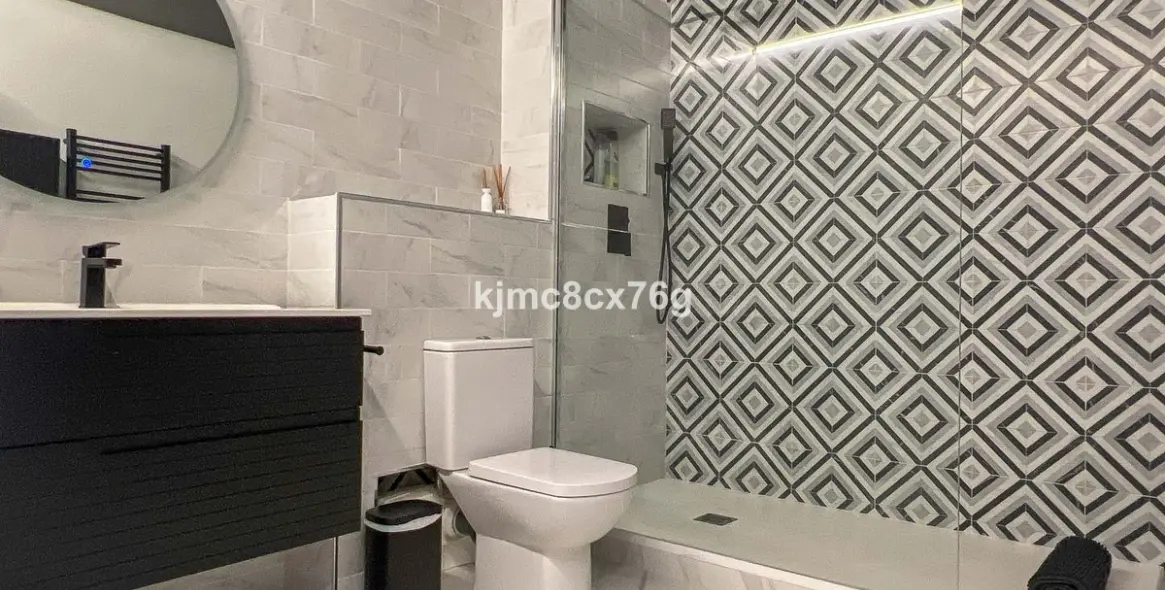 Sale of detached villa in Riviera del Sol 48