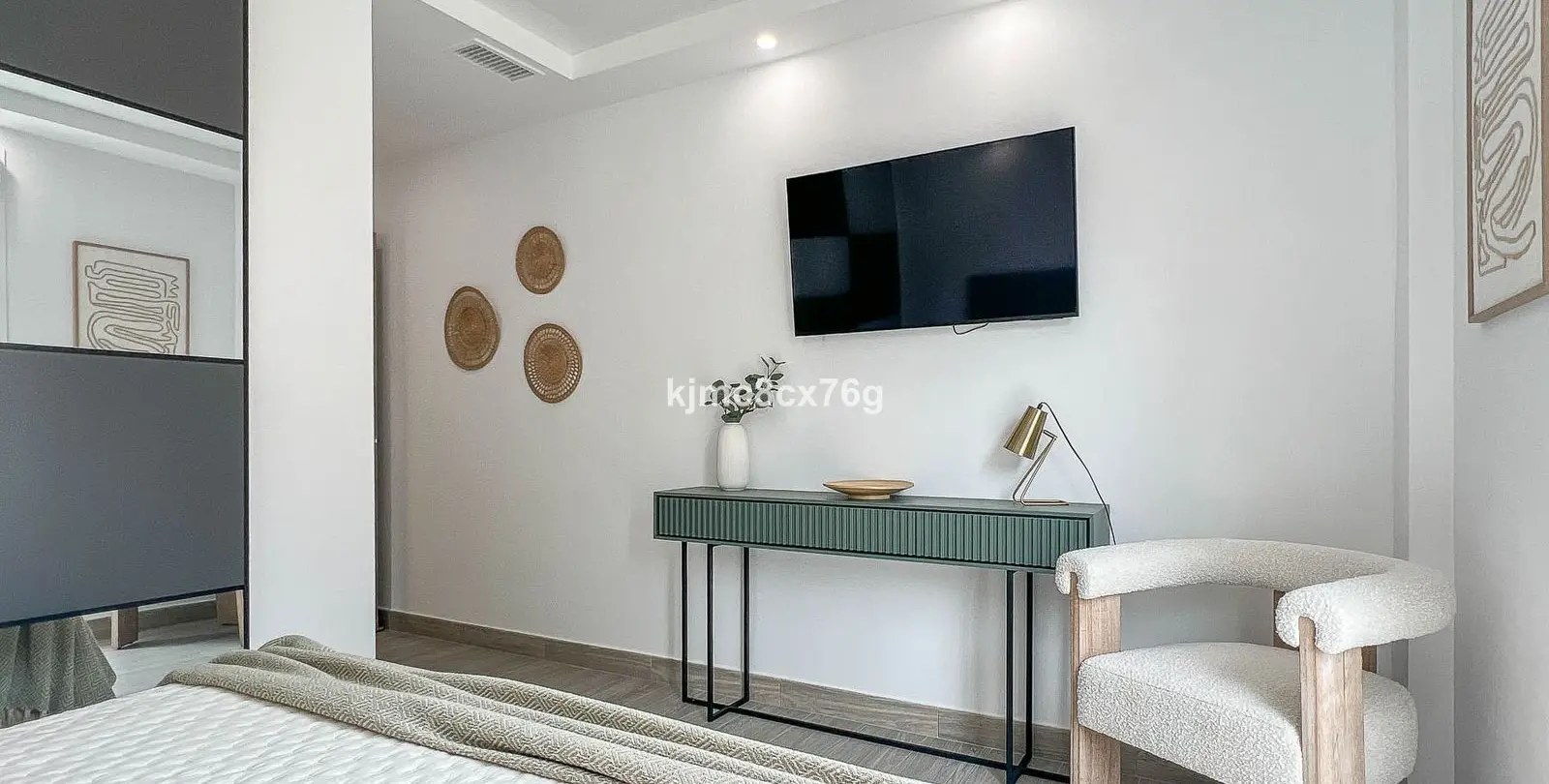 Продажа  отдельно стоящей виллы в Riviera del Sol 27