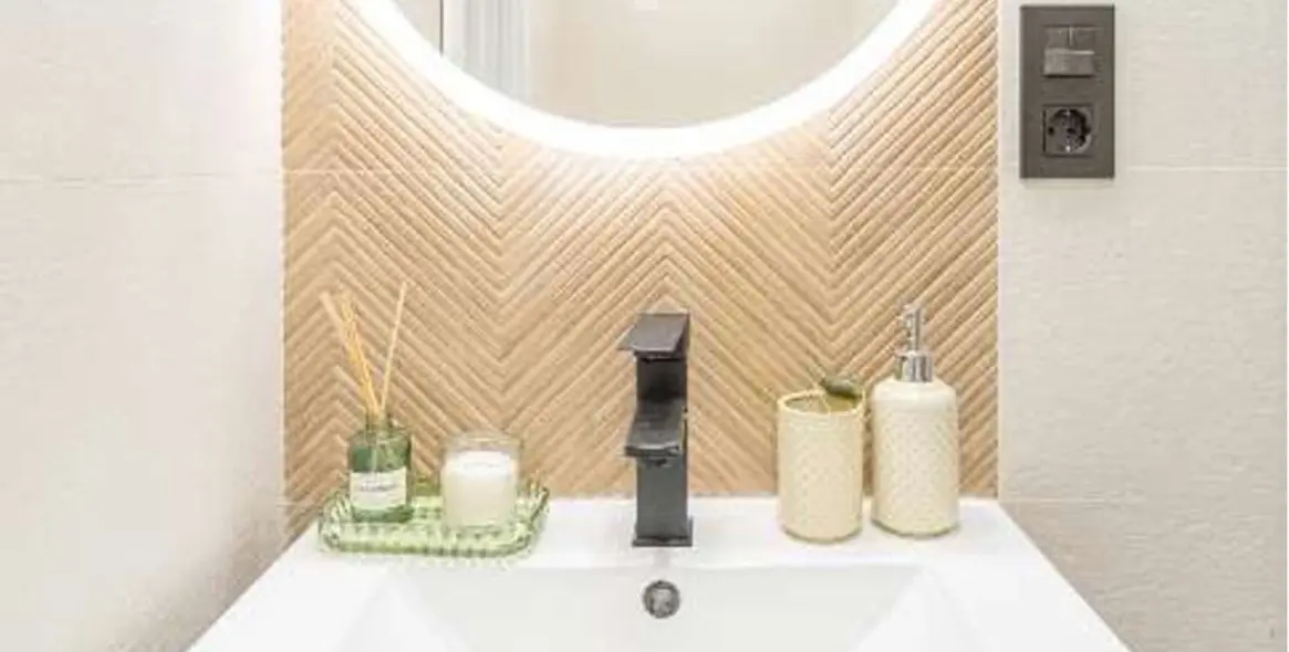 Venta de complejo de apartamentos en Capuchinos 4