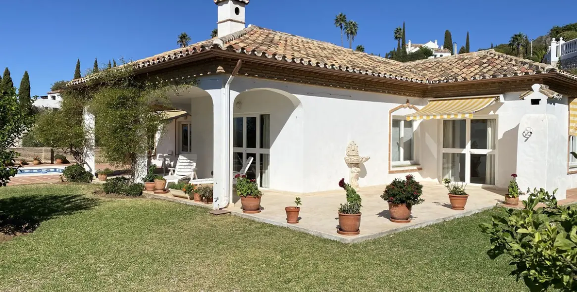 Sale of detached villa in Mijas 19