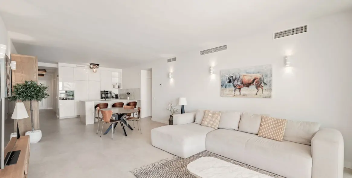 Sale of middle floor apartment in Torremolinos 6