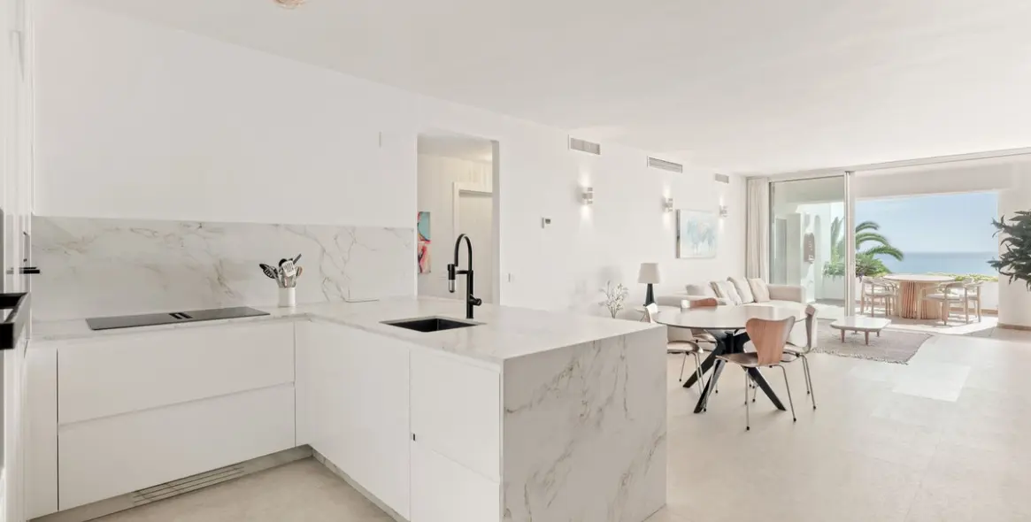 Sale of middle floor apartment in Torremolinos 7