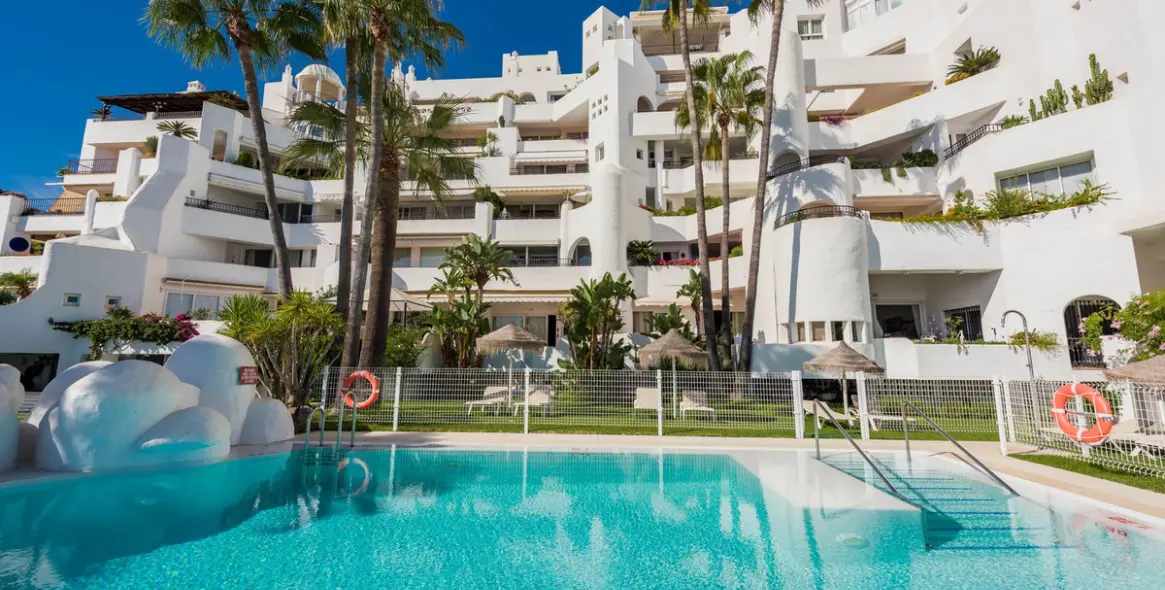 Продажа апартаментов на среднем этаже в Torremolinos 21
