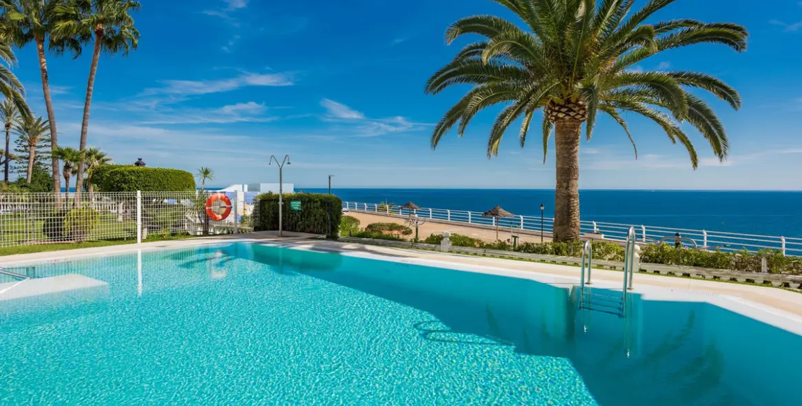 Продажа апартаментов на среднем этаже в Torremolinos 25