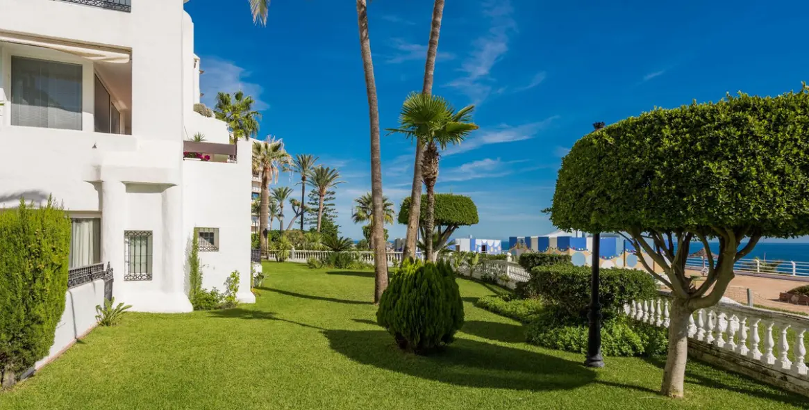 Продажа апартаментов на среднем этаже в Torremolinos 27