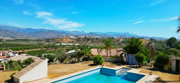 Detached villa R5160964 2