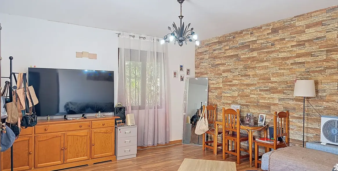 Продажа  отдельно стоящей виллы в Costa del Sol East 9