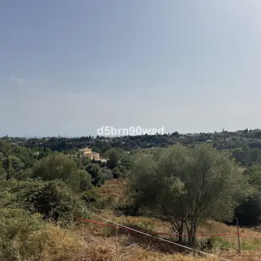 Продажа  отдельно стоящей виллы в Estepona