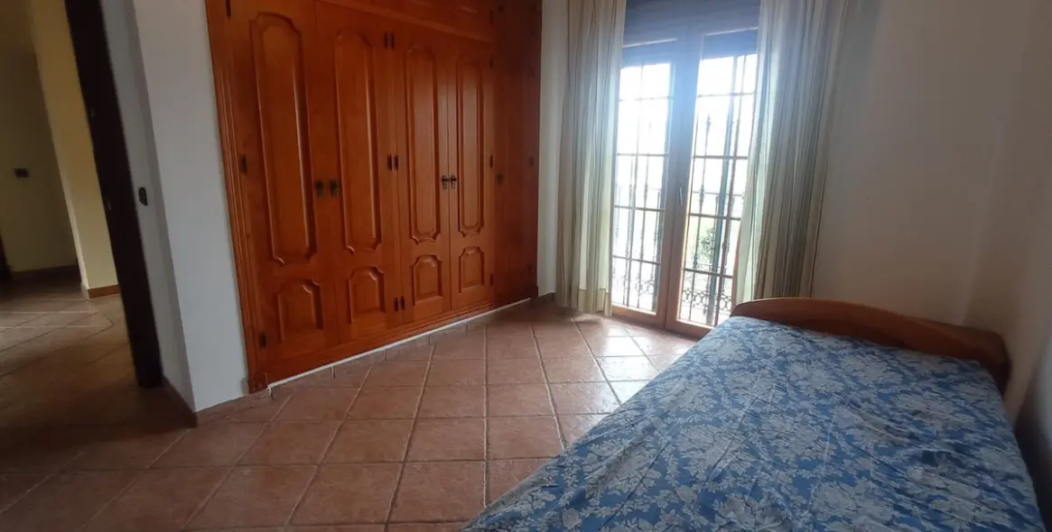 Продажа  отдельно стоящей виллы в Mijas 36