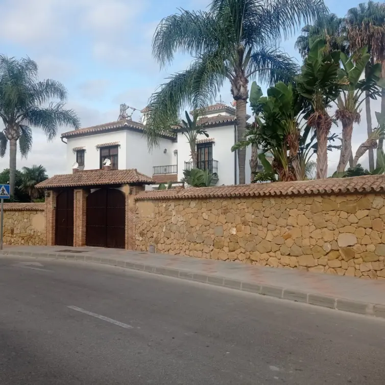 Sale of detached villa in Mijas