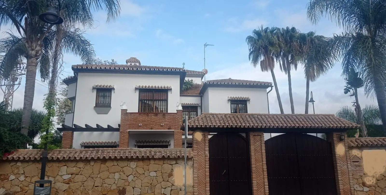 Sale of detached villa in Mijas 2
