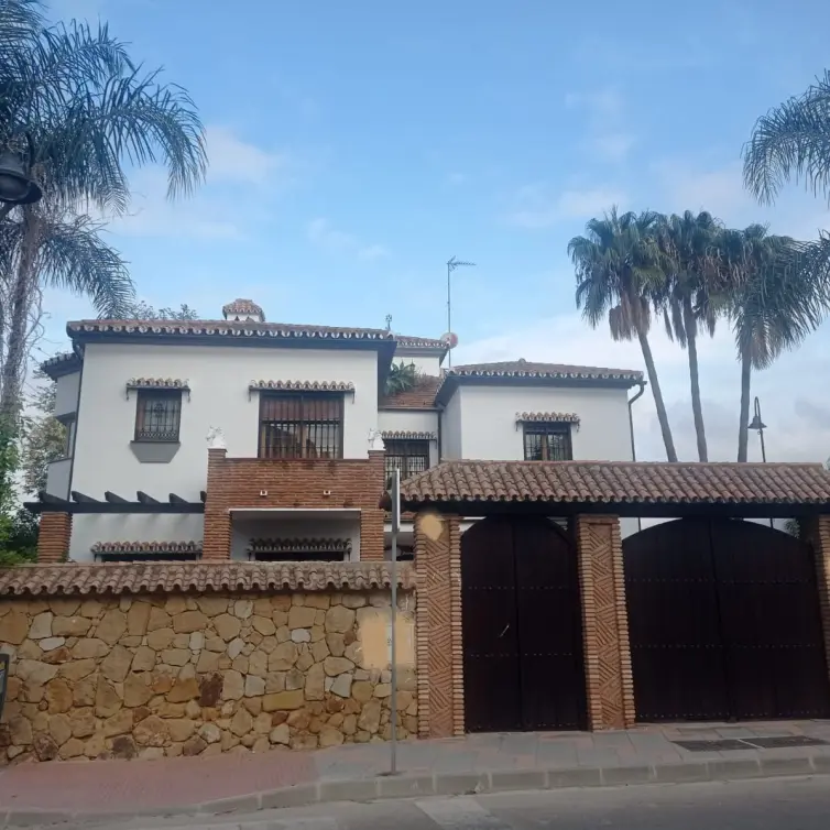 Sale of detached villa in Mijas