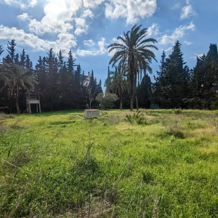 Продажа  жилого участка в Marbella