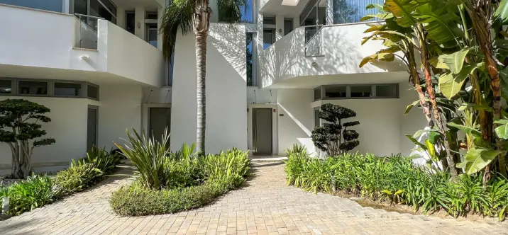 Таунхаус R3277759 0