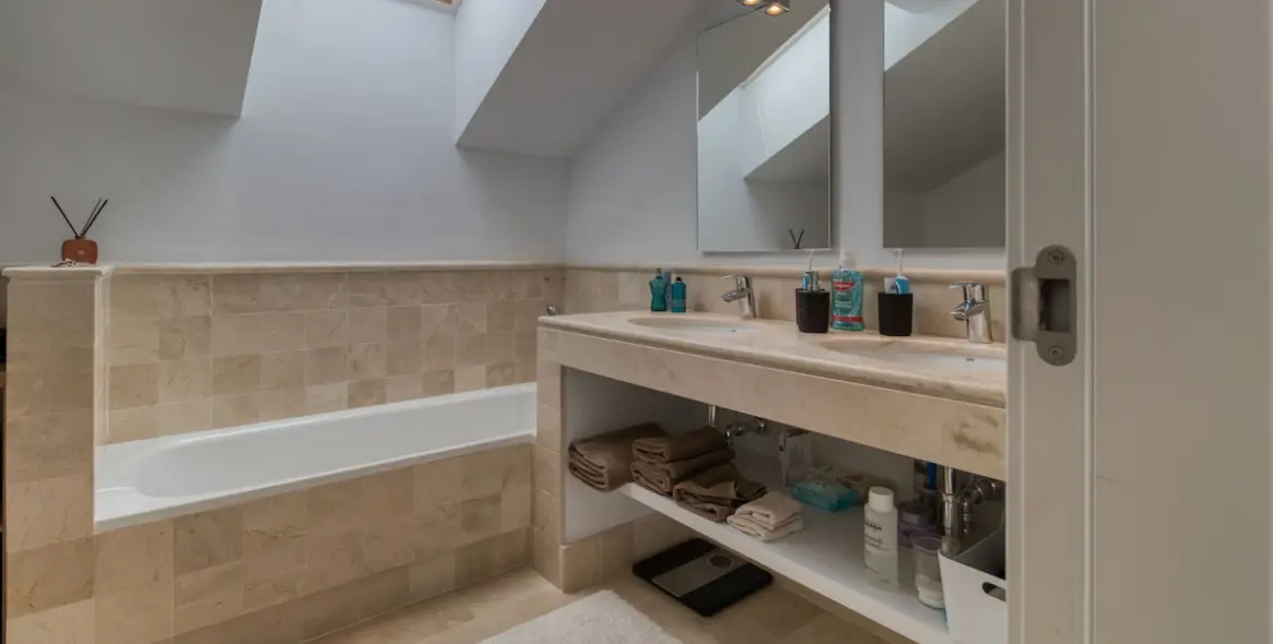 Venta de villa independiente en Torremuelle 19