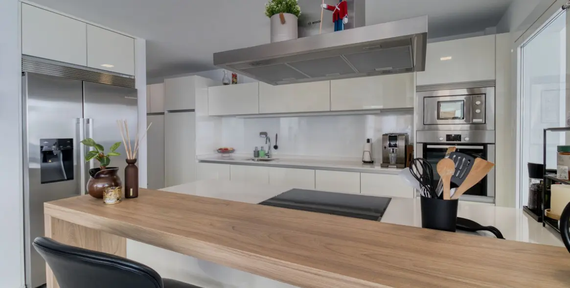 Продажа  отдельно стоящей виллы в Torremuelle 22