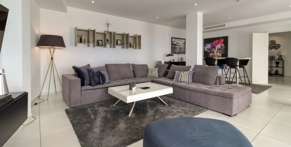 Продажа  отдельно стоящей виллы в Torremuelle 34