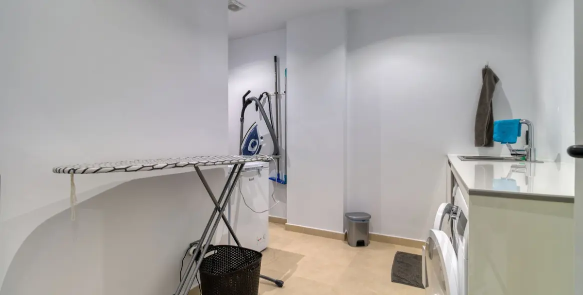 Продажа  отдельно стоящей виллы в Torremuelle 40