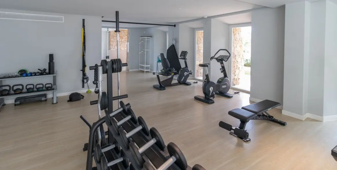 Продажа  отдельно стоящей виллы в Torremuelle 56