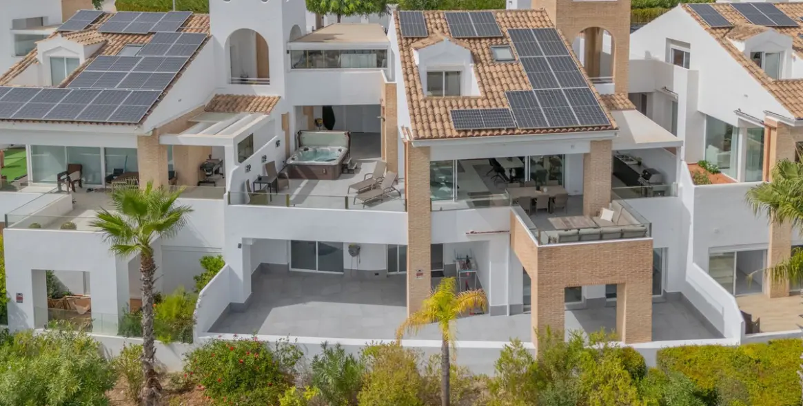 Продажа  отдельно стоящей виллы в Torremuelle 57