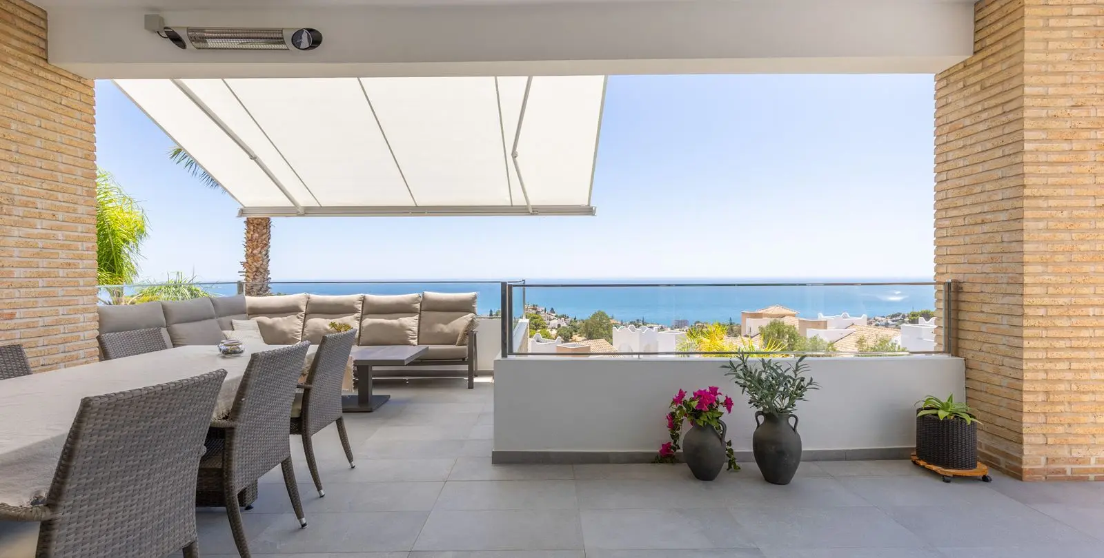 Sale of detached villa in Torremuelle 5