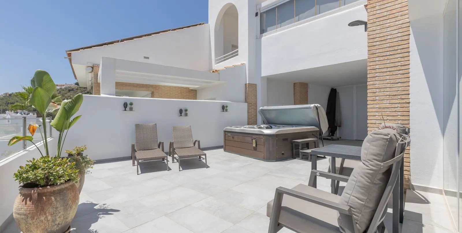 Sale of detached villa in Torremuelle 6