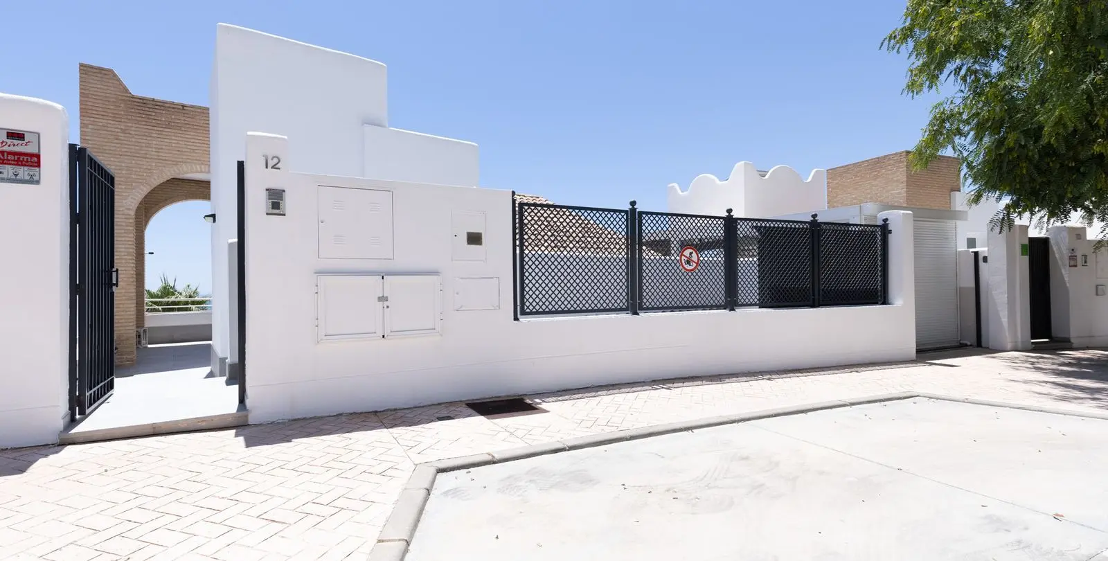 Sale of detached villa in Torremuelle 13