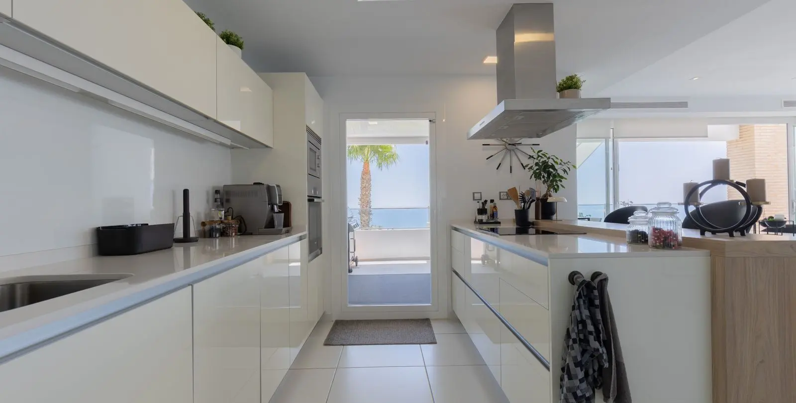 Sale of detached villa in Torremuelle 27
